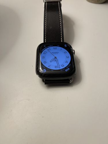 Customer photo review of CD Carbon Case Apple Watch