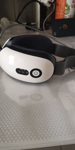 Customer photo review of HexoEye™ Smart Eye Massager
