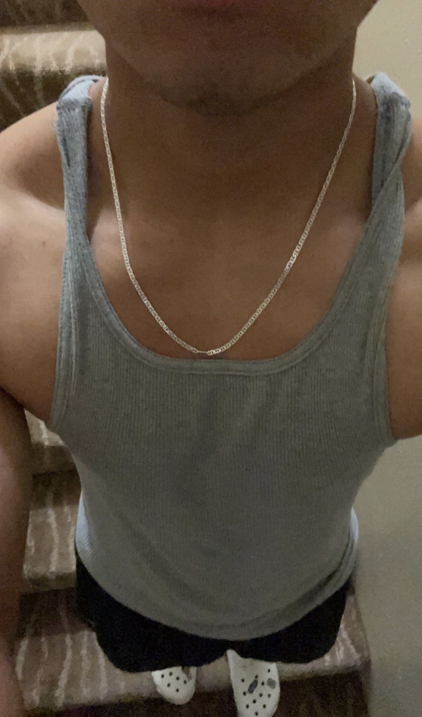 Customer photo review of STERLING SILVER MARINER CHAINS 16"-22"