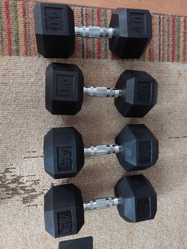 Customer photo review of Hex Head Dumbbell (singles)