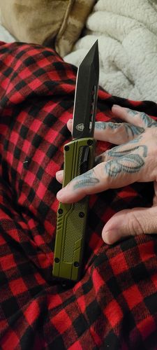 Customer photo review of INTRUDER GREEN