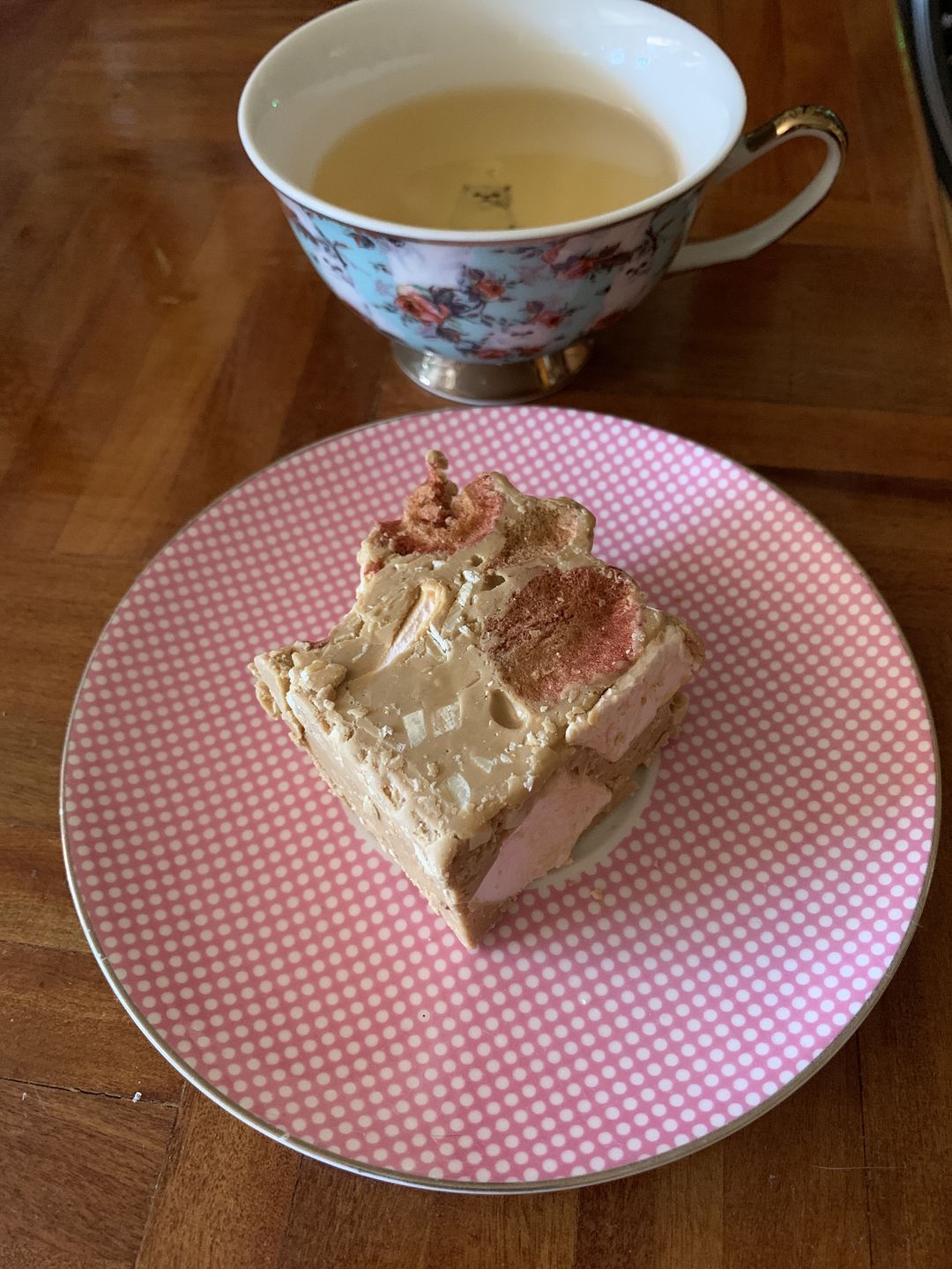 Customer photo review of Rocky Road Strawberries and Almond Caramel Chocolate Block 500g