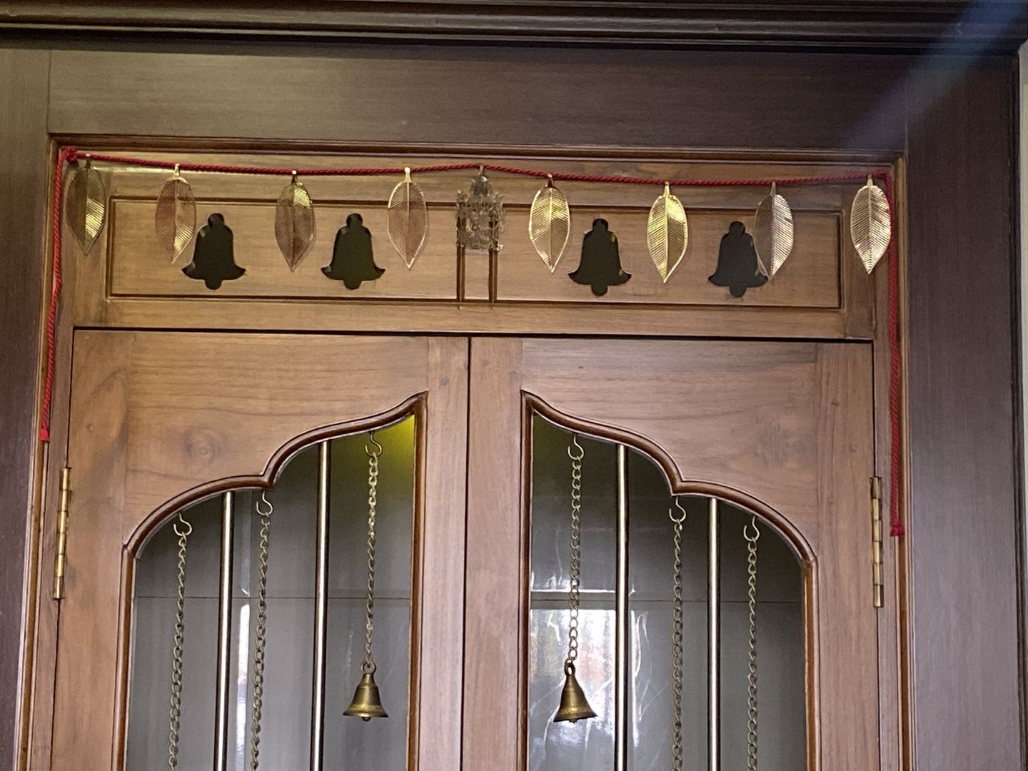 Customer photo review of Decorative Door Hanging Leaf With Lines