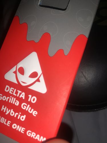 Customer photo review of Alien Gorilla Glue 1g Delta 10 Disposable