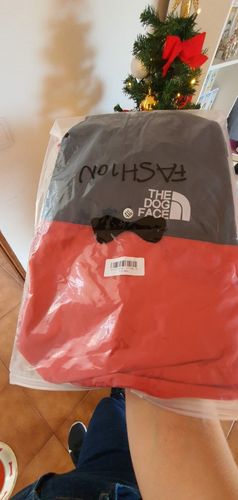 Customer photo review of Impermeabile "The Dog Face" Rosso