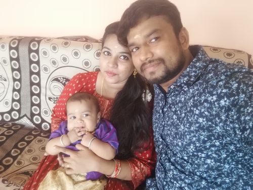 Customer photo review of Red and Gold Festive Maxi