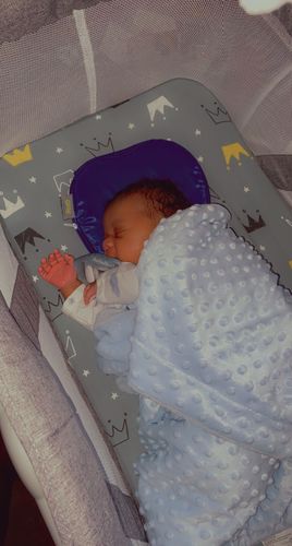 Customer photo review of Silky Slumberzzz 2 in 1 Head Shaping, Hair Saving Pillow