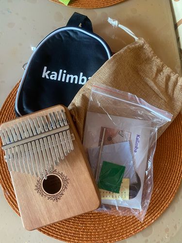 Customer photo review of 17 key best kalimba for beginners by Origin™