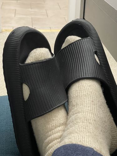 Customer photo review of Original Cushion Slides - Cloud Slides