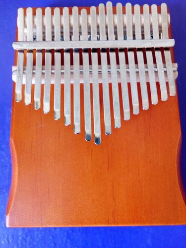 Customer photo review of 17 key best kalimba for beginners by Origin™