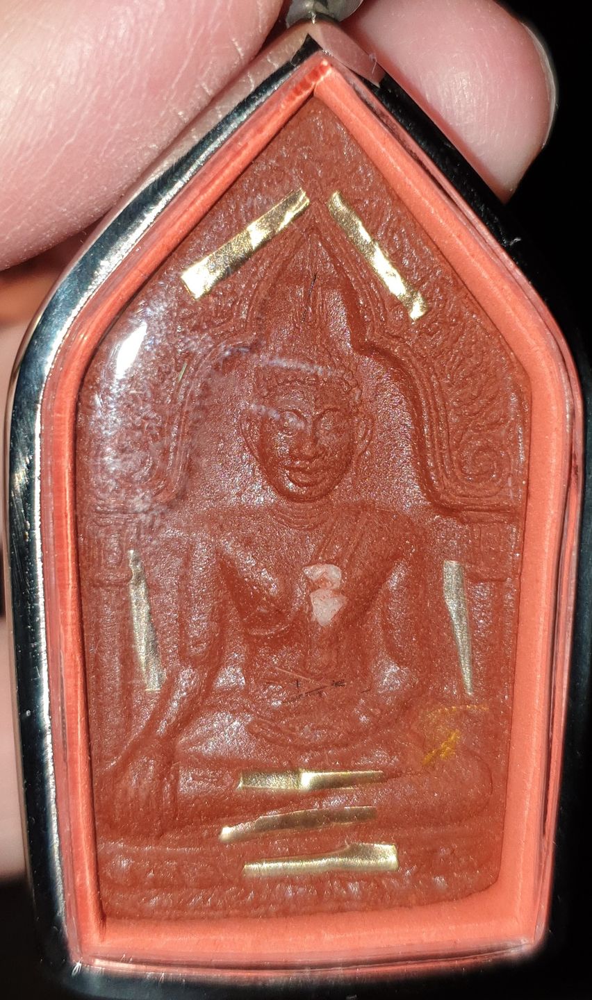 Customer photo review of Amulette Thai de charme Phra Khunpen Pim Khamakan - Très Vénérable LP Koon.