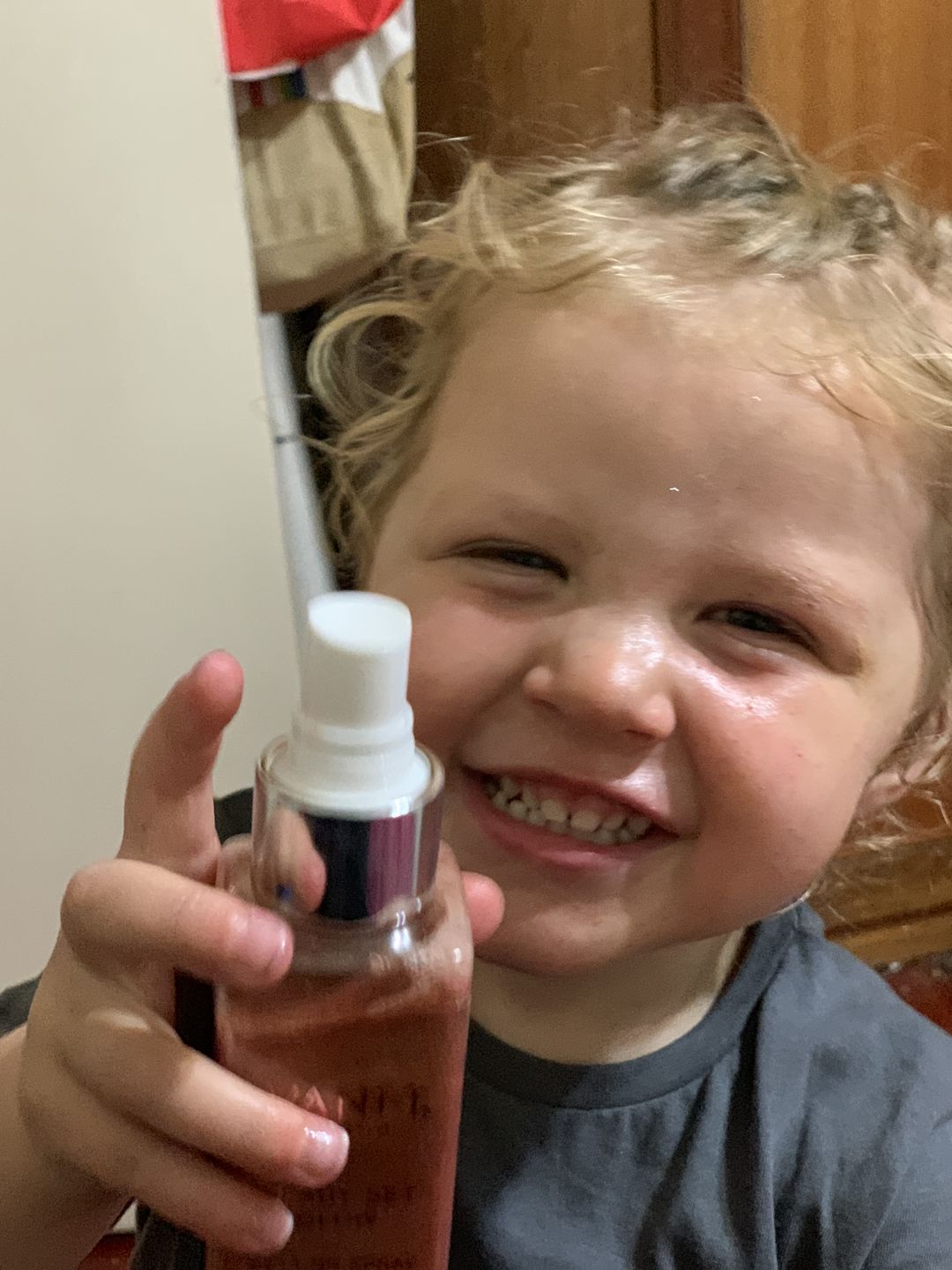 Customer photo review of Ultra Glow Setting Mist