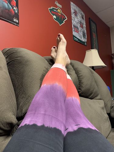 Customer photo review of Sunset Legging - Onyx / Port / Cherry
