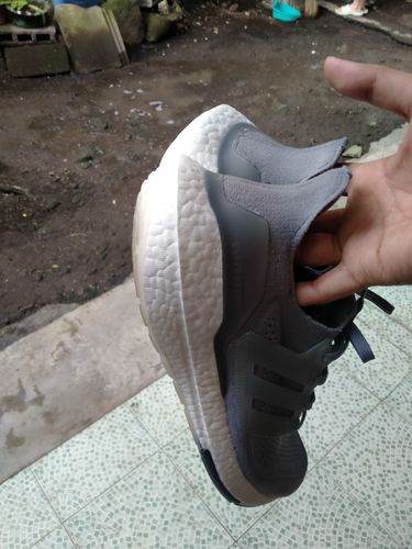 Customer photo review of ADIDAS MEN'S ULTRABOOST 21