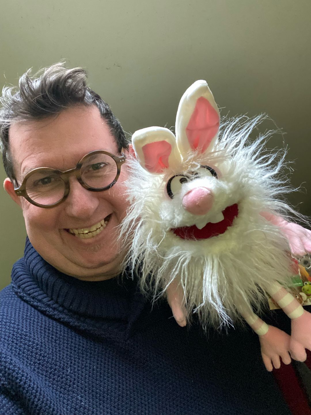 Customer photo review of Lapin Blanc Marionnette