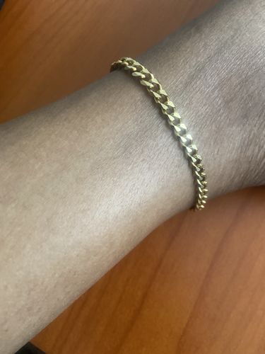 Customer photo review of Curb Anklet Gold