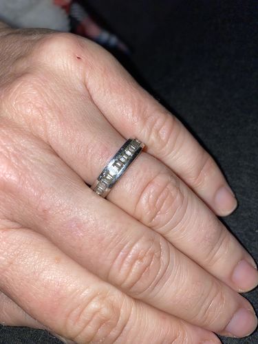 Customer photo review of 4.00-7.00 CT Emerald Cut Natural Diamonds - Eternity Rings