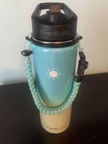 Customer photo review of 24oz Sports Buddy | Beach Glitter