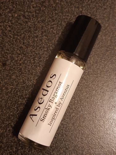 Customer photo review of SMOKY BERGAMOT PERFUME OIL