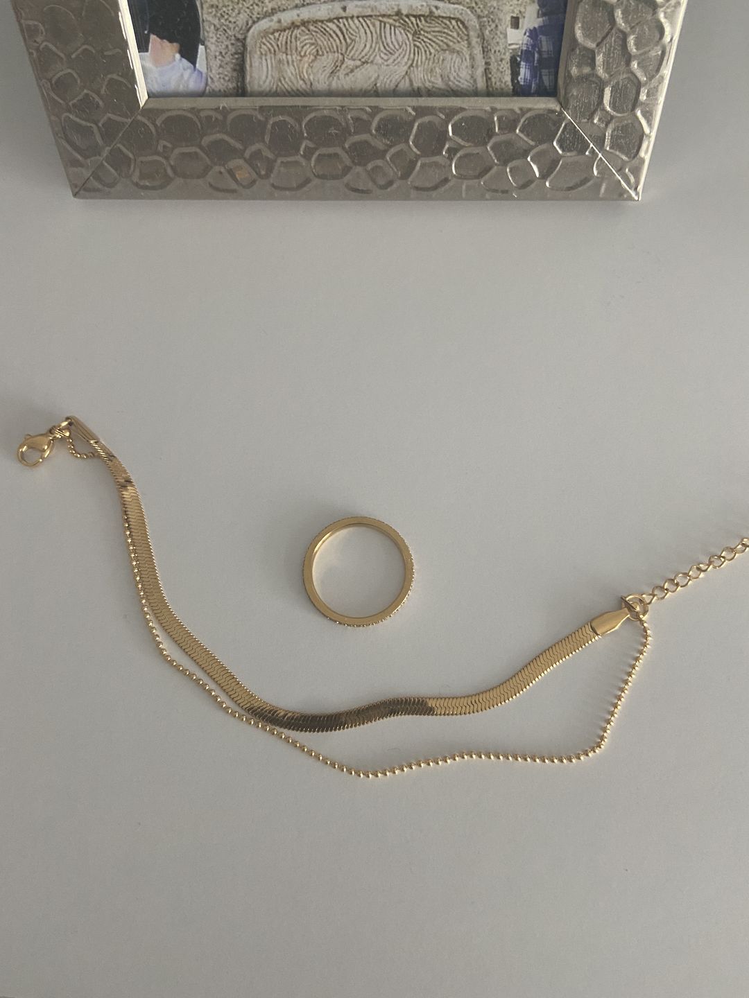 Customer photo review of Sleeky Armband | 18K vergoldet