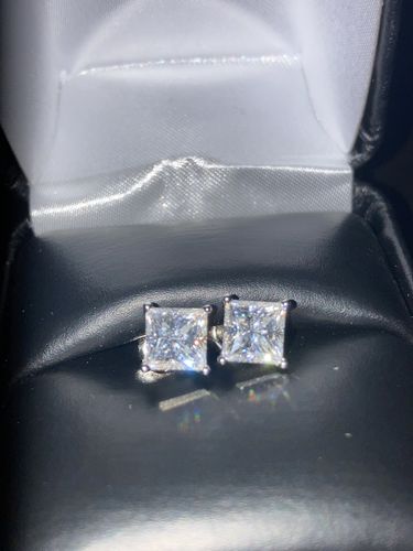 Customer photo review of VVS Moissanite Princess Cut Stud Earrings