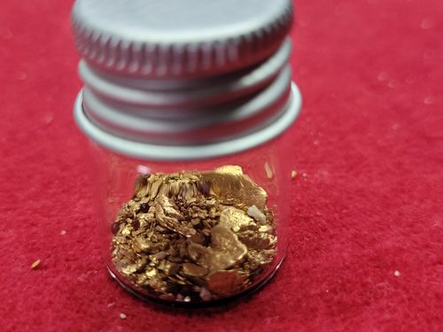 Customer photo review of Dutchman's 'Lost Treasure' Gold Paydirt - Gold Prospecting Concentrate