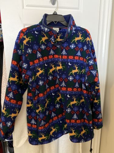 Customer photo review of Vintage LL Bean Christmas Fleece Pullover Sweatshirt Women's Size Large