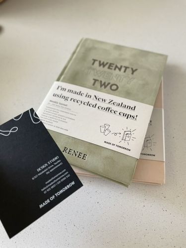 Customer photo review of 2025 Weekly Diary