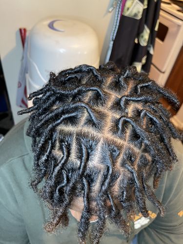 Customer photo review of Best Selling Moisture Loc Lube Dreadlock/Loc Oil and Sealant