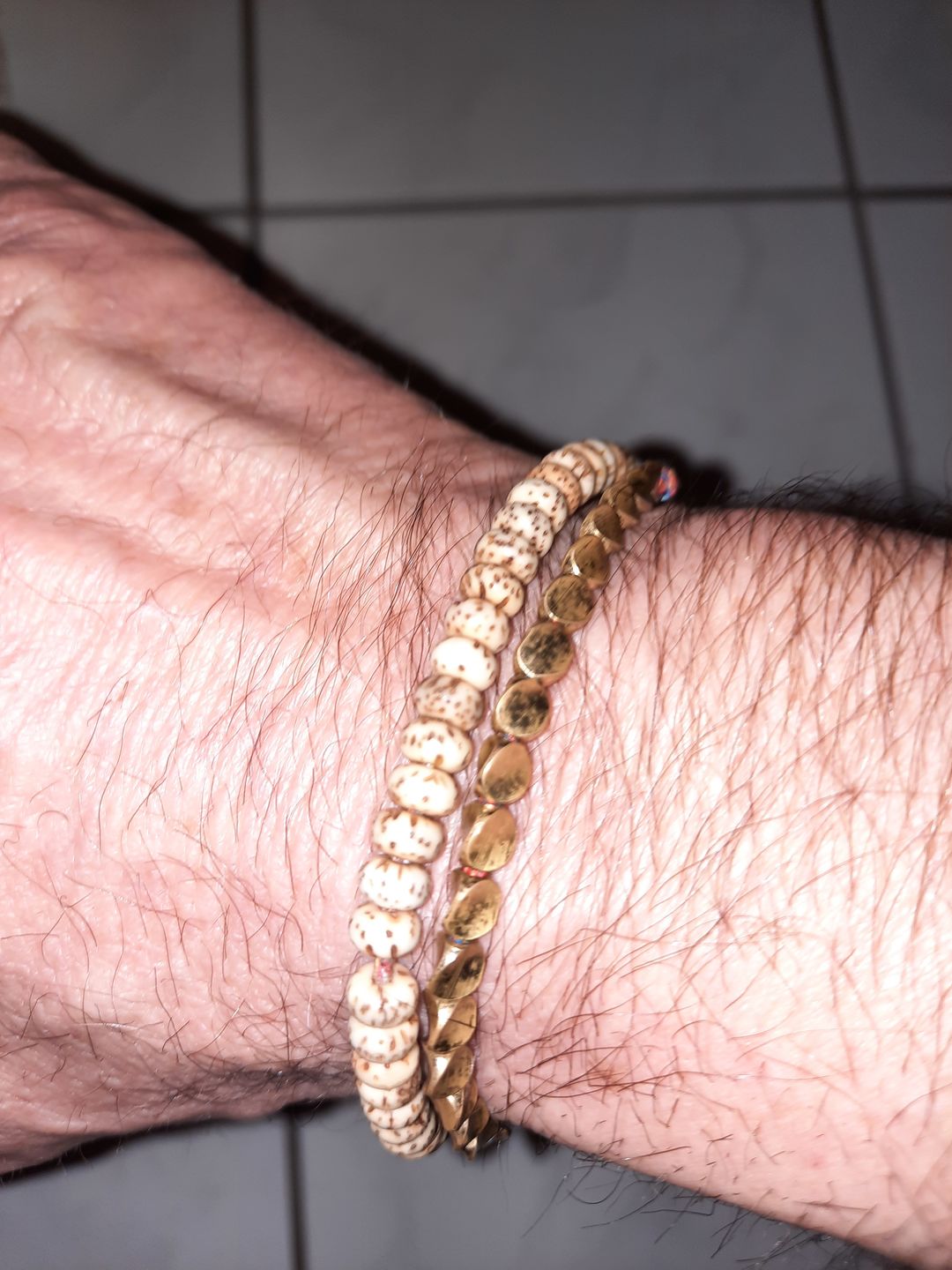 Customer photo review of Edles Tibetisches Glücksarmband