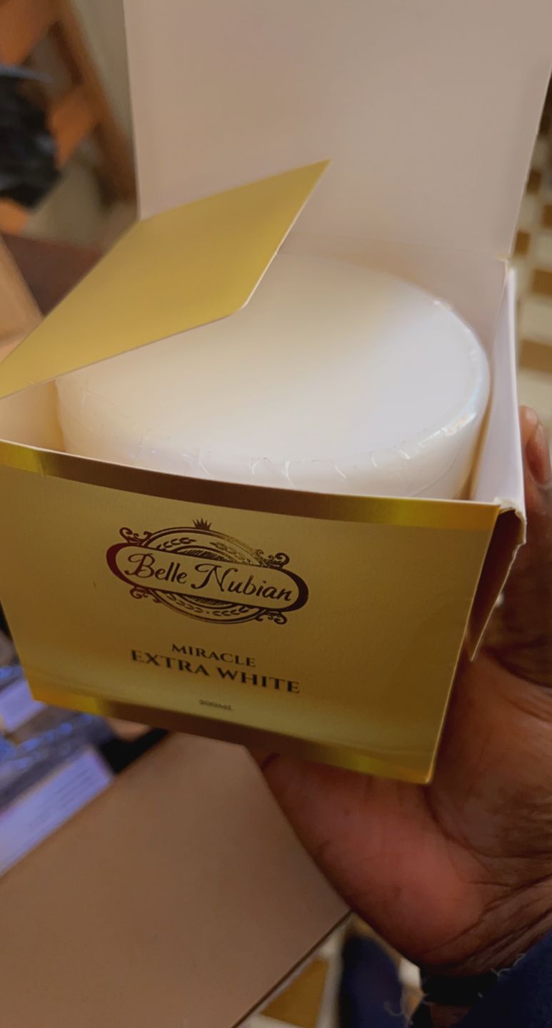 Customer photo review of Miracle Extra White