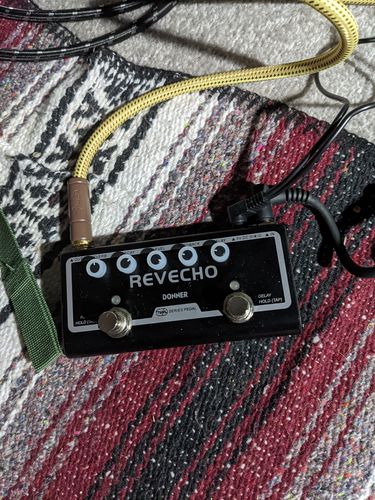 Customer photo review of Donner Revecho Guitar Effect Pedal 2 Mode Delay and Reverb Effects Pedal