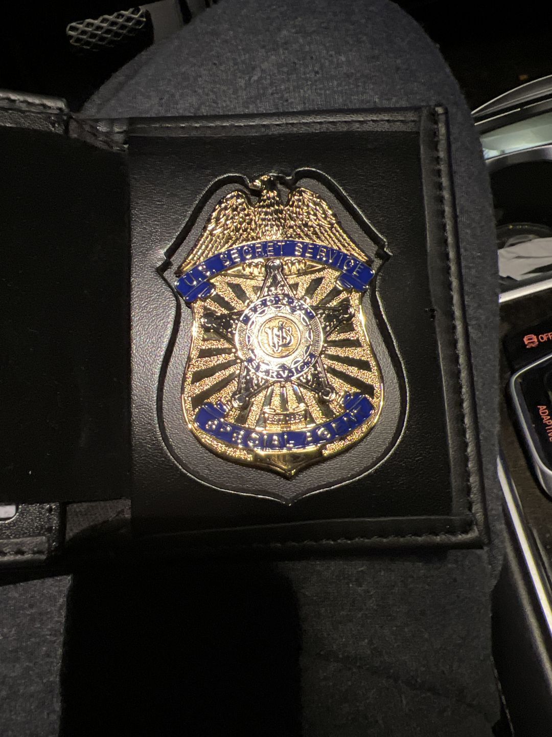 Customer photo review of USSS US Secret Service Special Agent Badge Solid Copper Replica Movie Props