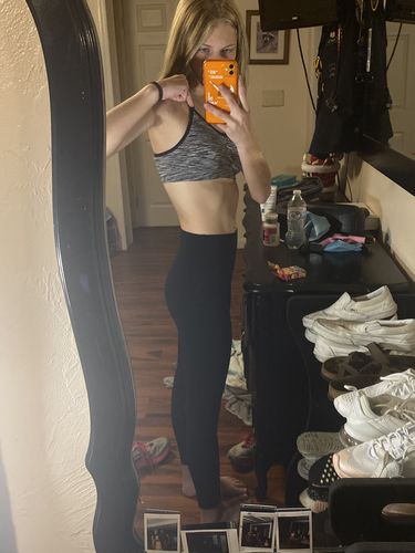 Customer photo review of $30 OFF ESSENTIAL LEGGING SPECIAL OFFER