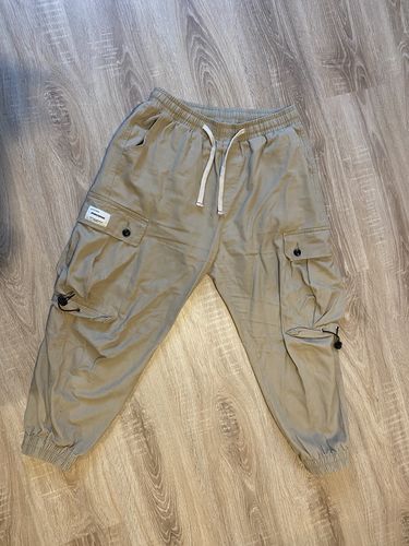 Customer photo review of NEV "Two Side Pockets" Pants