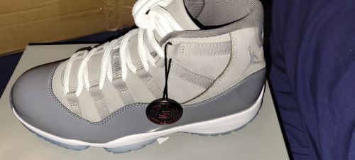 Customer photo review of 2021 Air Jordan 11 “Cool Grey”