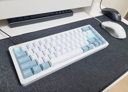 Customer photo review of IDOBAO ID67 bestype Keyboard kit (aluminum)  with Brass weight