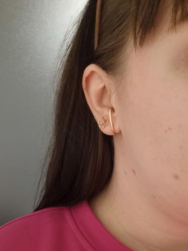 Customer photo review of La D.D One-sided Gold Earring JDDERVS05XX