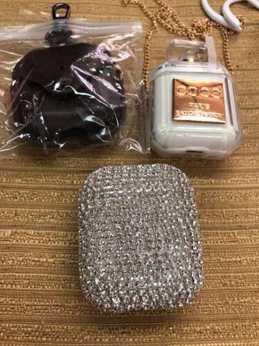 Customer photo review of Diamonds Hard Shell Apple Airpods Case