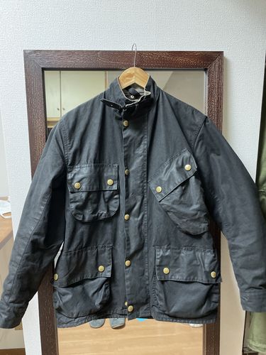Customer photo review of 【~80's】Vintage Barbour "INTERNATIONAL SUIT NATO Model" 3 Crest Size.38