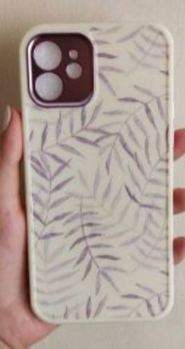 Customer photo review of Vintage Leaves Shockproof iPhone Case