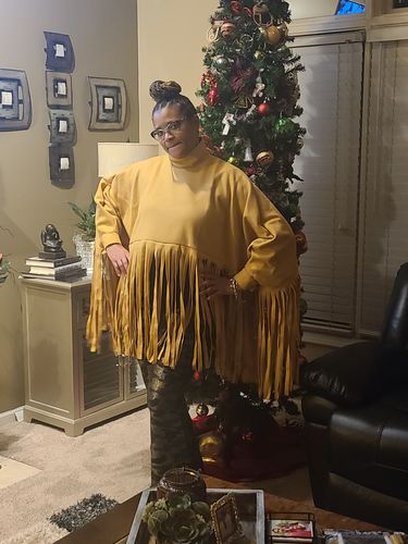 Customer photo review of Fringe Combo Turtleneck Sweatshirt