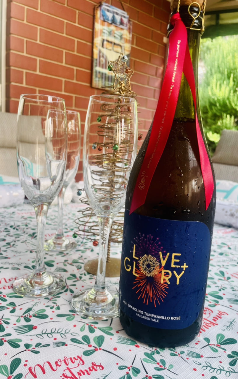 Customer photo review of Sparkling Tempranillo Rosé