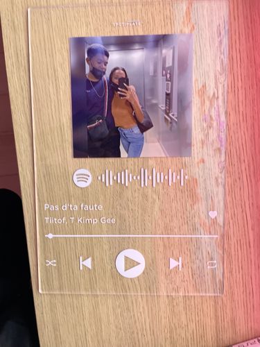 Customer photo review of SpotiPlate™ - Plaque personnalisée