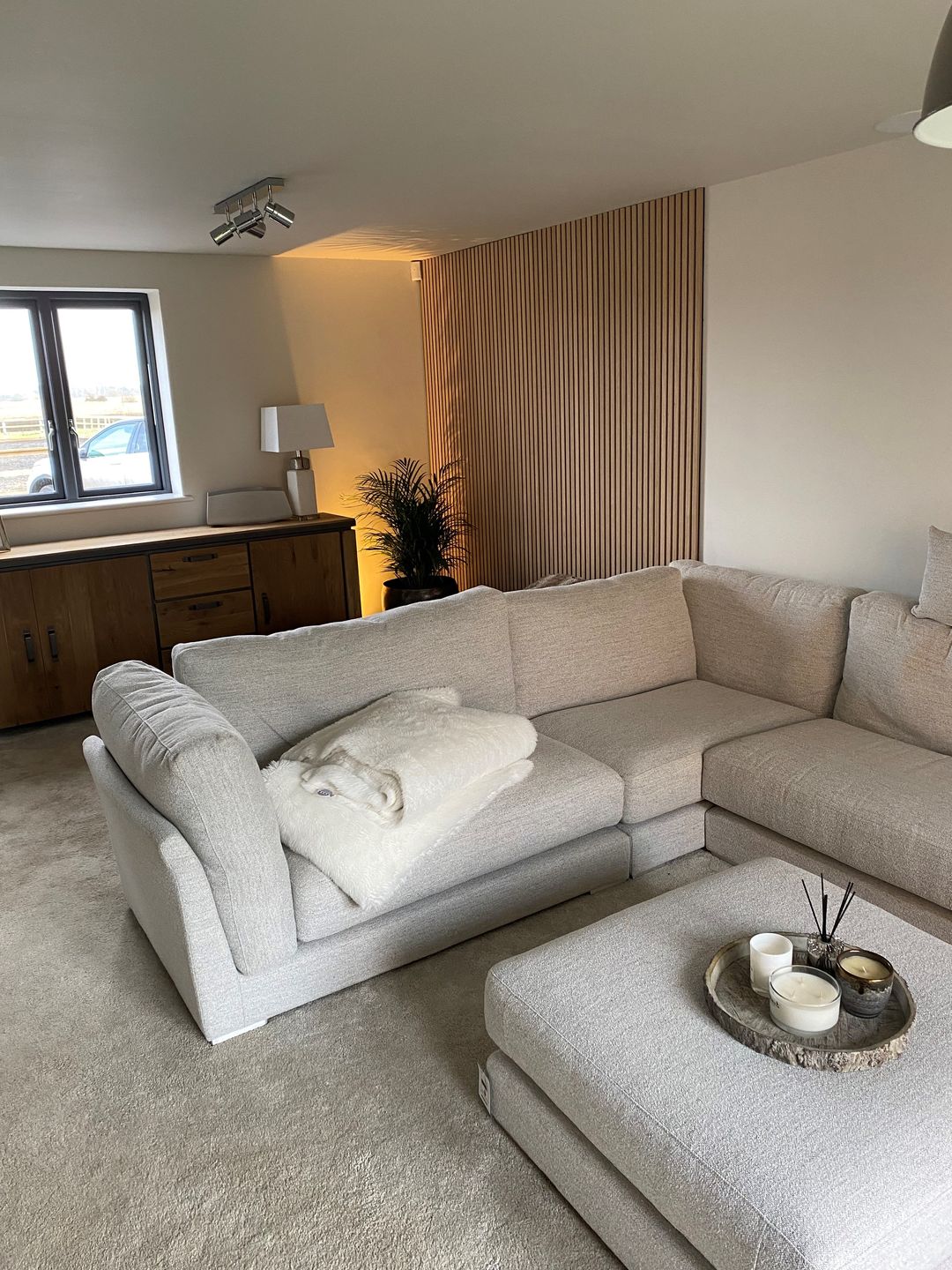 Customer photo review of SlatWall Natural Oak Sample