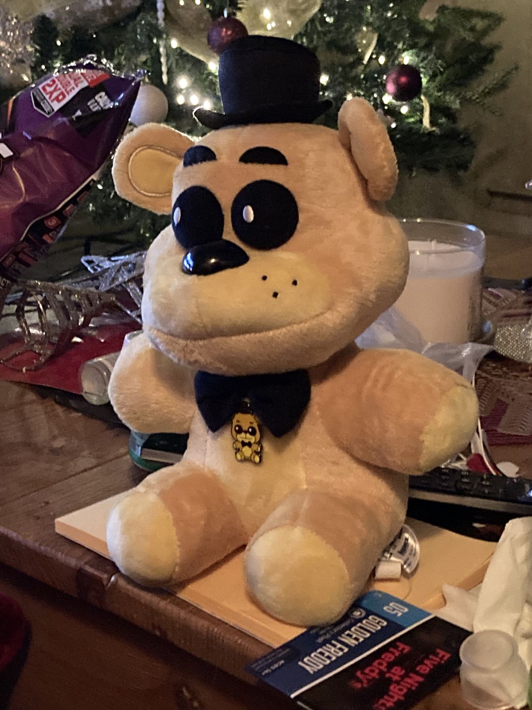 Customer photo review of Sanshee Five Nights at Freddy's - Golden Freddy Collector's Pin