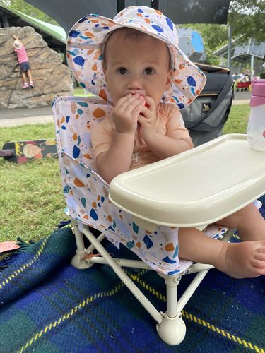 Customer photo review of Charlie baby chair v2