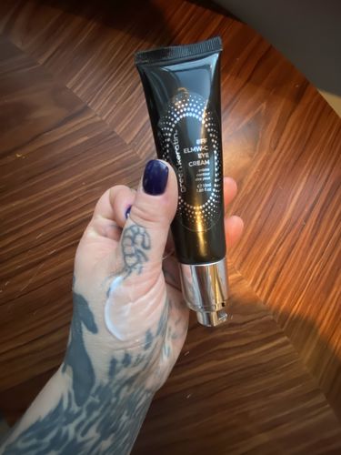 Customer photo review of ELMW - C Crème Perfectrice du contour des Yeux