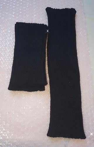 Customer photo review of Kawaii Girly Knitted Arm/Leg Warmers