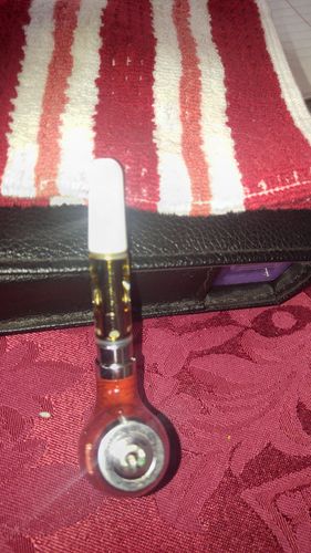Customer photo review of Dozo Blue Dream 1g Delta 8 Cartridge